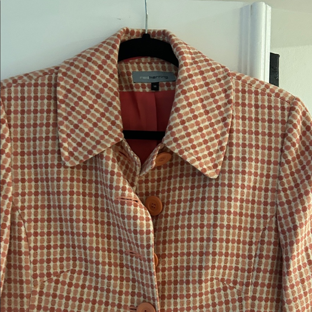 Stylish Checkered Blazer in Red/orange